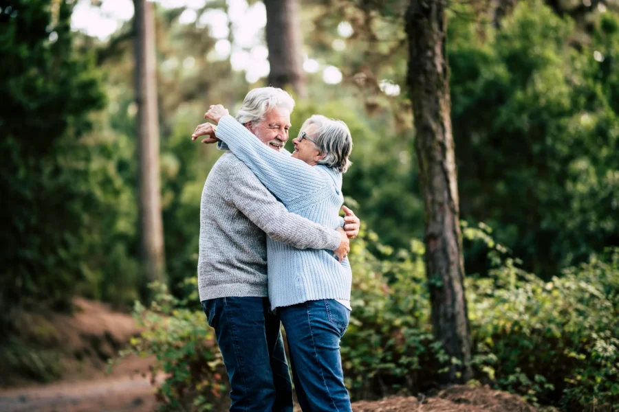 Si vous souhaitez étudier un prêt immobilier senior, une trésorerie hypothécaire, un prêt viager ou un regroupement de crédits, NS Courtage vous accompagne avec transparence et expertise.